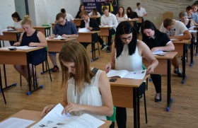 Zdjęcie dla aktualności: W Koszczycu trwają egzaminy zawodowe